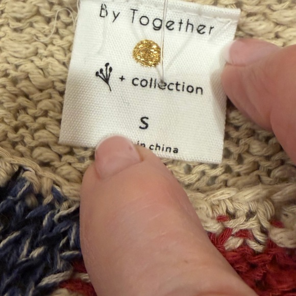 Women’s Red and Cream Striped Sweater oversized Small - Picture 7 of 7